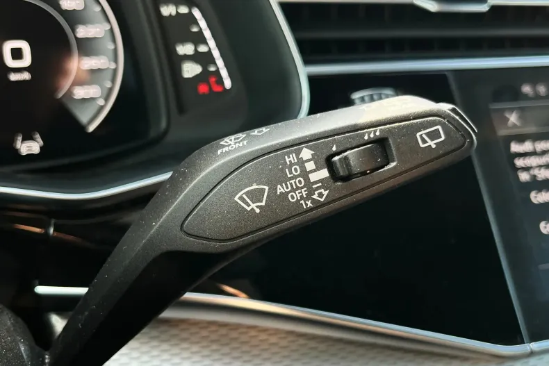 Audi Q8 din 2025 cu 13.299 km - oferta AUD240622 - foto 18