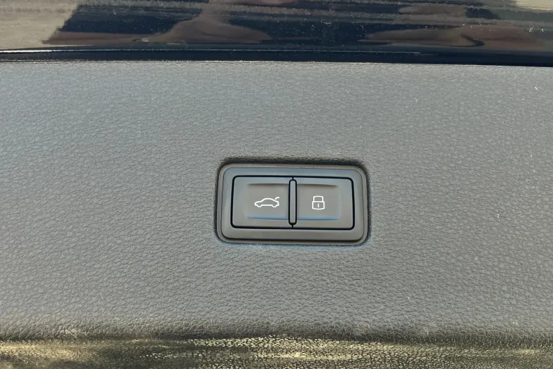 Audi Q8 din 2025 cu 13.299 km - oferta AUD240622 - foto 34