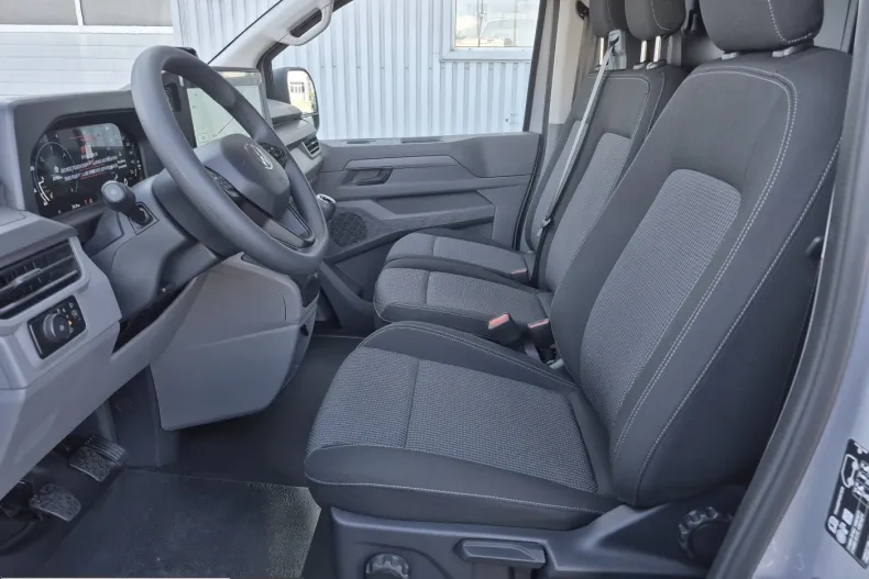 Volkswagen Transporter din 2026 cu 11 km - oferta VOL240625 - foto 5