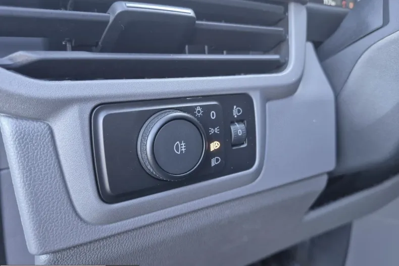 Volkswagen Transporter din 2026 cu 11 km - oferta VOL240625 - foto 14