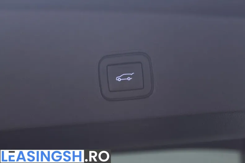 Cadillac Lyriq din 2024 cu 11.683 km - oferta CAD240626 - foto 7