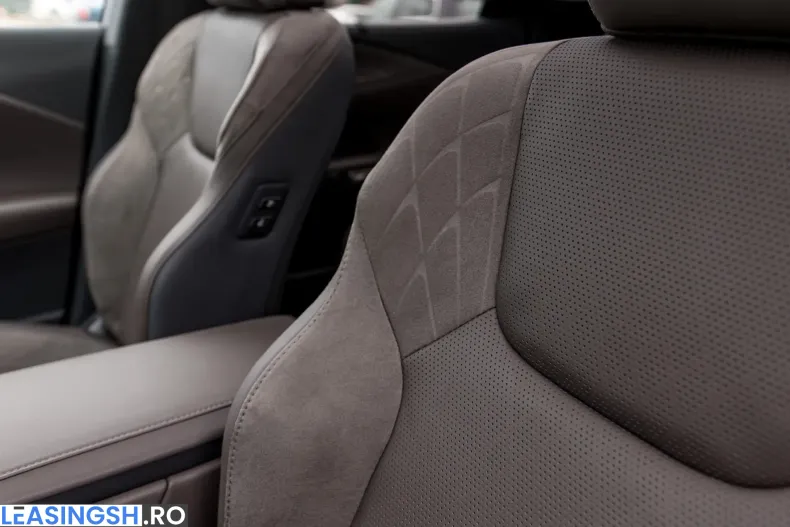 Lexus Seria RX din 2025 cu 10 km - oferta LEX240639 - foto 23
