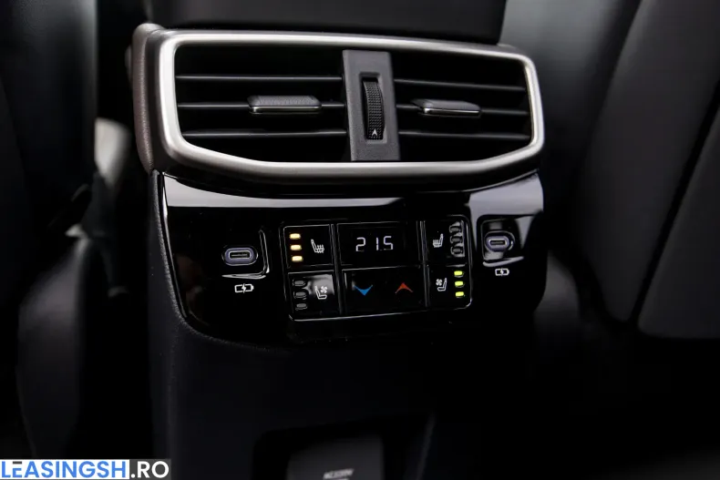 Lexus Seria RX din 2025 cu 10 km - oferta LEX240639 - foto 36
