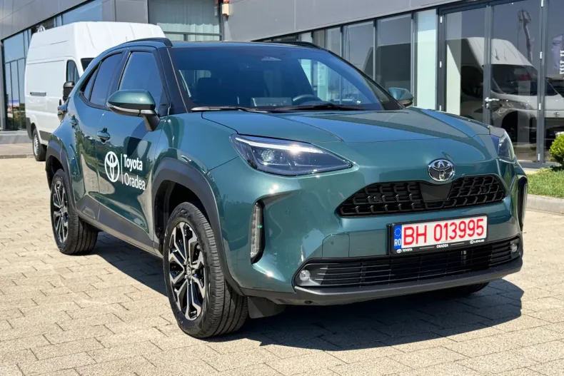 Toyota Yaris Cross din 2026 cu 3.108 km - oferta TOY240649 - foto 1