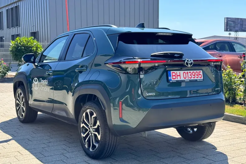 Toyota Yaris Cross din 2026 cu 3.108 km - oferta TOY240649 - foto 5