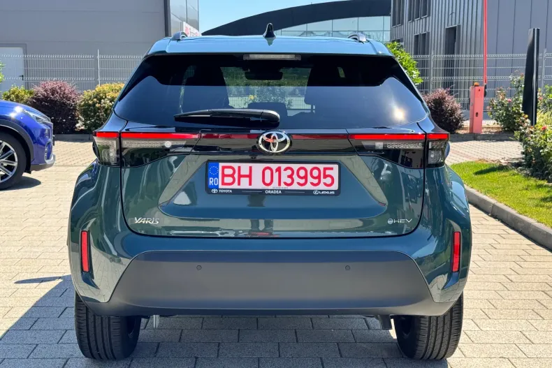 Toyota Yaris Cross din 2026 cu 3.108 km - oferta TOY240649 - foto 6