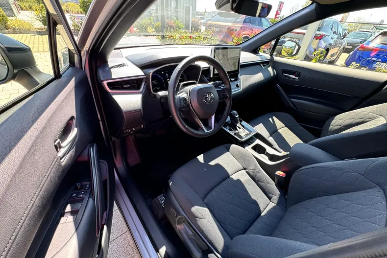 Toyota Corolla Cross din 2026 cu 2.776 km - oferta TOY240650 - foto 23