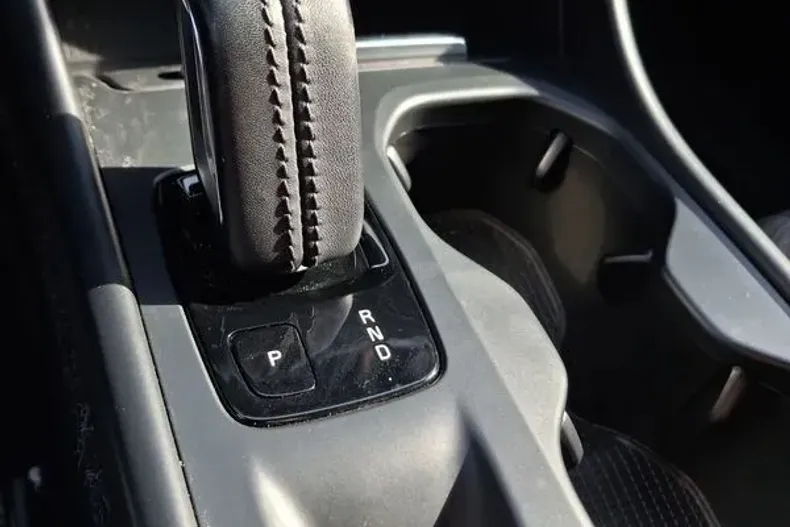 Volvo XC40 din 2020 cu 77.940 km - oferta VOL240660 - foto 28