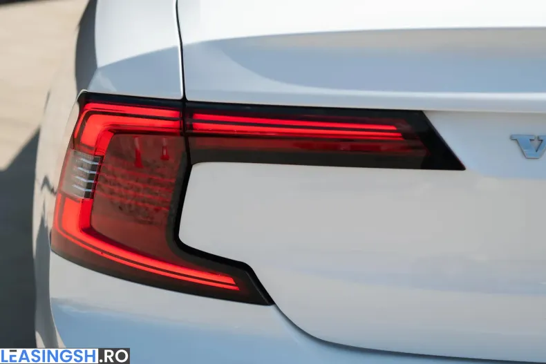 Volvo S90 din 2022 cu 137.547 km - oferta VOL240661 - foto 13