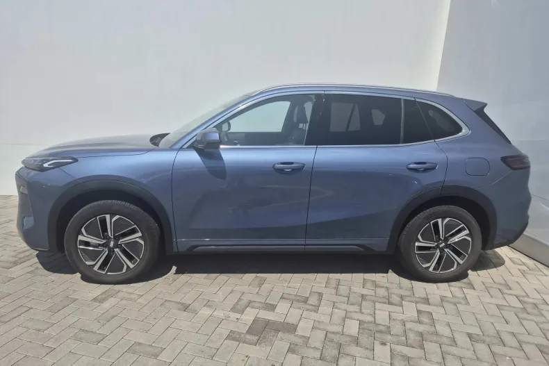 Geely Starray EM-i din 2026 cu 4.901 km - oferta GEE240670 - foto 2