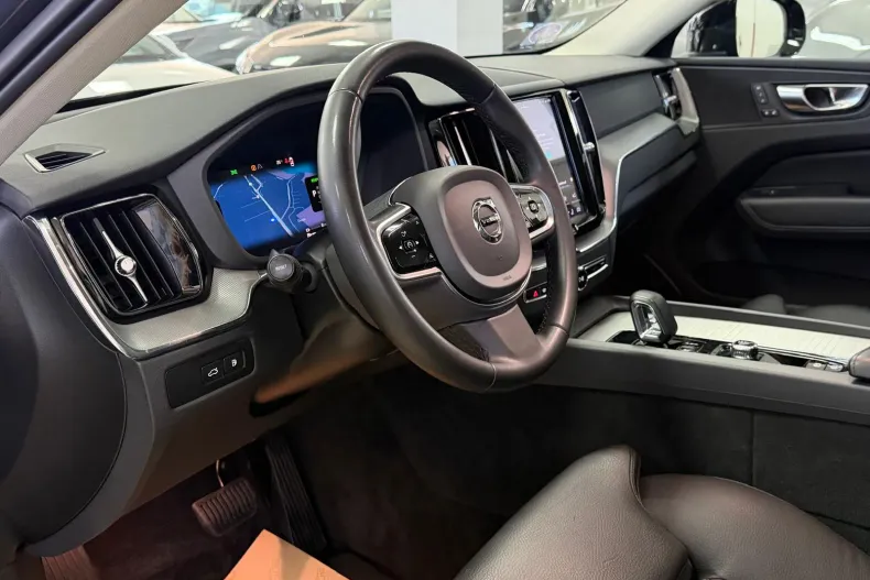 Volvo XC60 din 2023 cu 133.315 km - oferta VOL240672 - foto 4