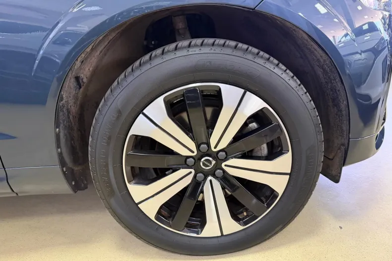 Volvo XC60 din 2023 cu 133.315 km - oferta VOL240672 - foto 6
