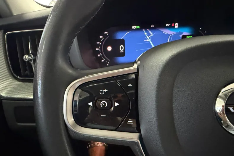 Volvo XC60 din 2023 cu 133.315 km - oferta VOL240672 - foto 22