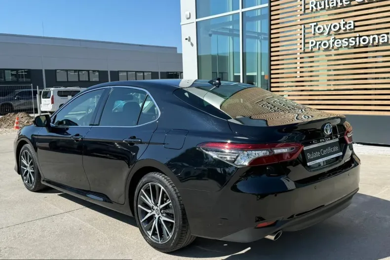 Toyota Camry din 2023 cu 48.805 km - oferta TOY240675 - foto 7
