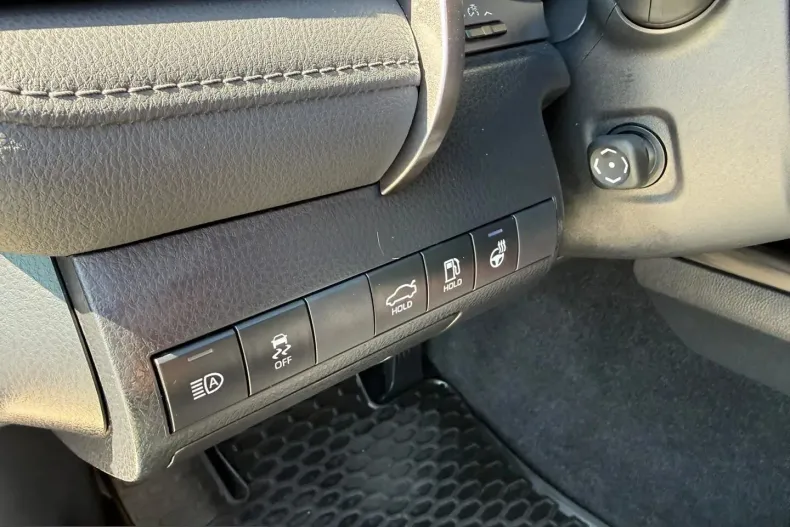 Toyota Camry din 2023 cu 48.805 km - oferta TOY240675 - foto 22