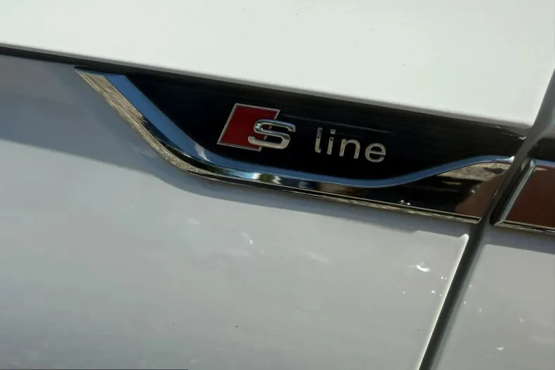 Audi A5 din 2021 cu 48.454 km - oferta AUD240677 - foto 9
