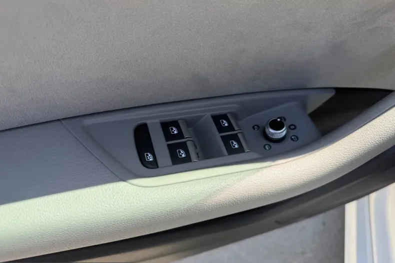 Audi A5 din 2021 cu 48.454 km - oferta AUD240677 - foto 10