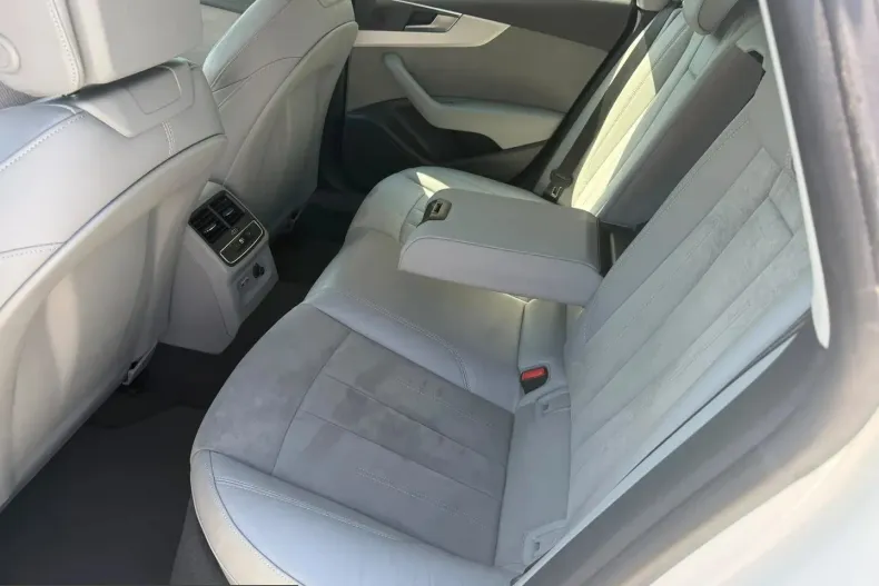 Audi A5 din 2021 cu 48.454 km - oferta AUD240677 - foto 21
