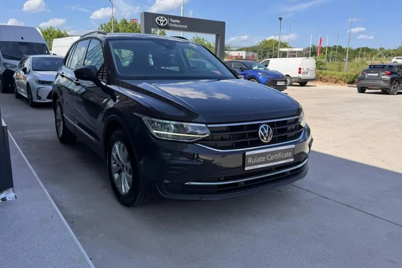 Volkswagen Tiguan din 2021 cu 52.461 km - oferta VOL240680 - foto 3