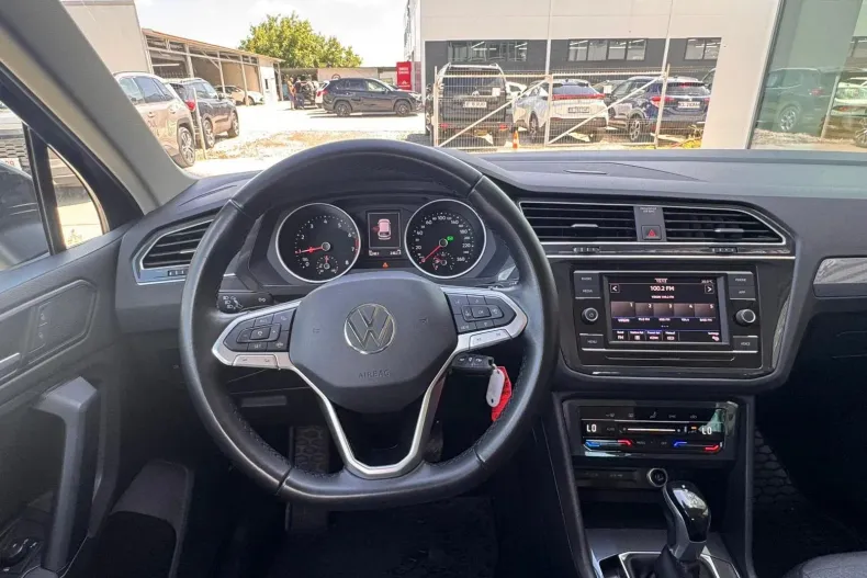 Volkswagen Tiguan din 2021 cu 52.461 km - oferta VOL240680 - foto 13