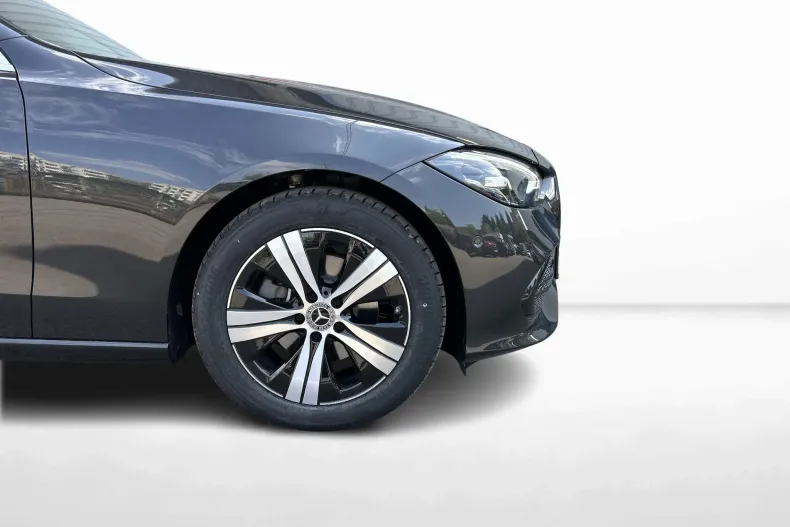 Mercedes-Benz C 180 (Clasa C) din 2026 cu 16 km - oferta MER240688 - foto 15