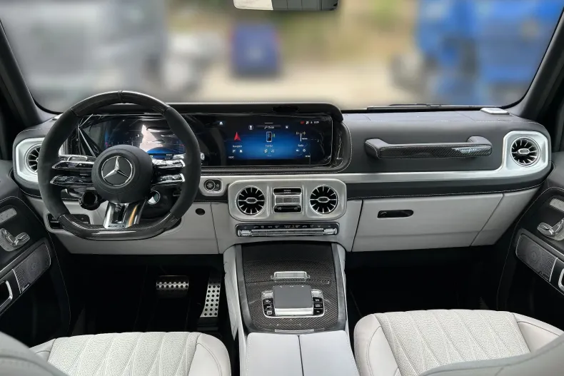 Mercedes-Benz G 63 AMG (Clasa G) din 2026 cu 10 km - oferta MER240689 - foto 11