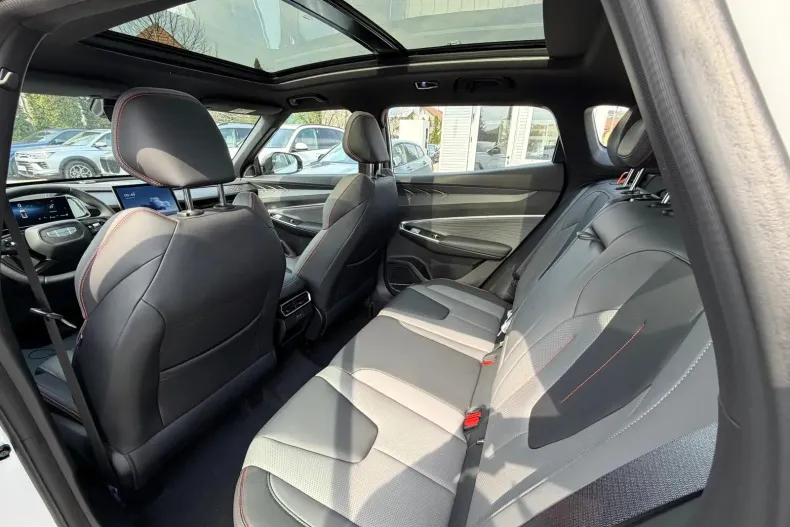 Geely Coolray din 2026 cu 20 km - oferta GEE240692 - foto 11