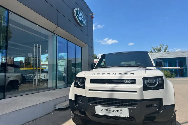 Land Rover Defender din 2026 cu 3.400 km - oferta LAN240700 - foto 3