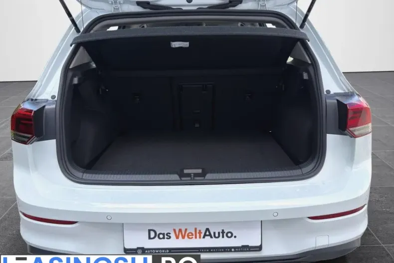 Volkswagen Golf din 2024 cu 1.115 km - oferta VOL240702 - foto 11