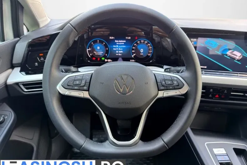 Volkswagen Golf din 2024 cu 1.115 km - oferta VOL240702 - foto 16