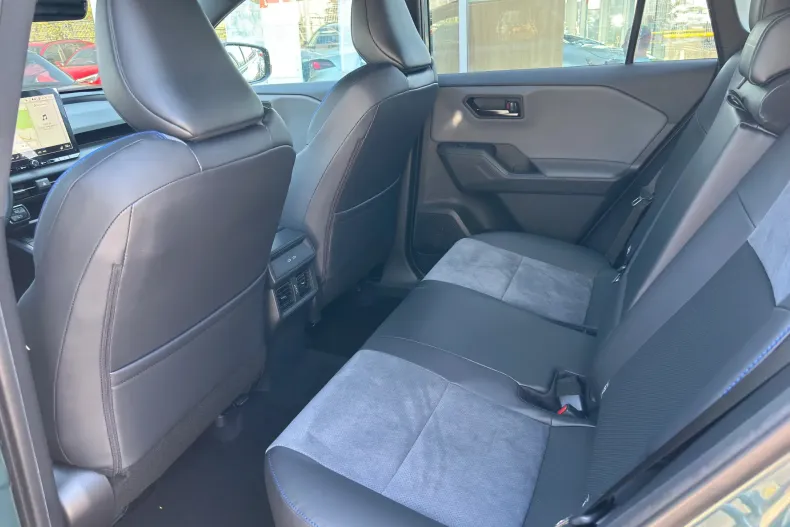 Toyota RAV4 din 2026 cu 5 km - oferta TOY240716 - foto 19