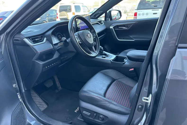Toyota RAV4 din 2023 cu 41.391 km - oferta TOY240717 - foto 10