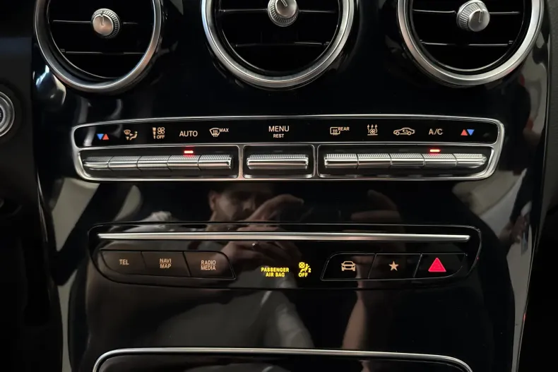 Mercedes-Benz GLC Coupe (Clasa GLC) din 2022 cu 77.636 km - oferta MER240719 - foto 18