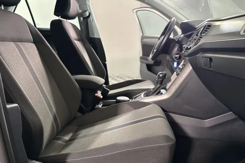 Volkswagen T-Roc din 2021 cu 61.315 km - oferta VOL240721 - foto 11