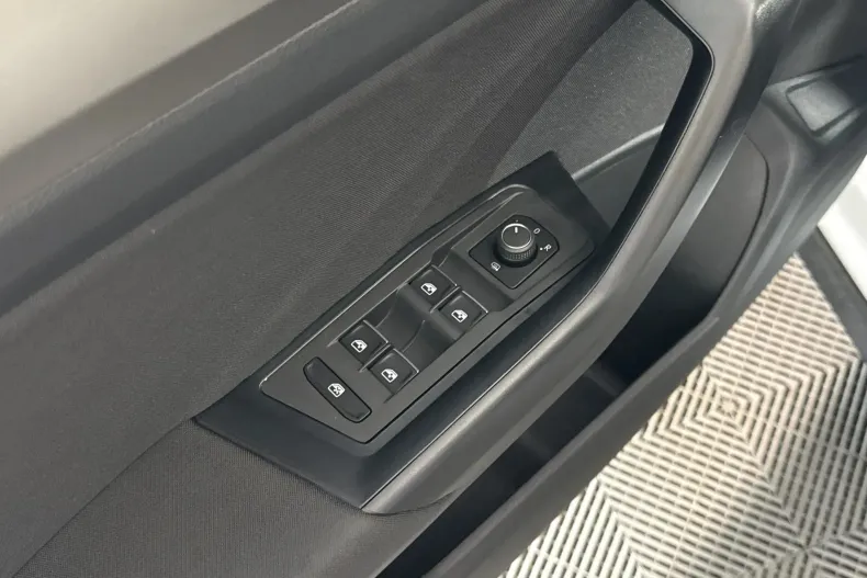 Volkswagen T-Roc din 2021 cu 61.315 km - oferta VOL240721 - foto 13