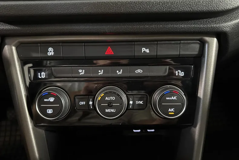 Volkswagen T-Roc din 2021 cu 61.315 km - oferta VOL240721 - foto 16