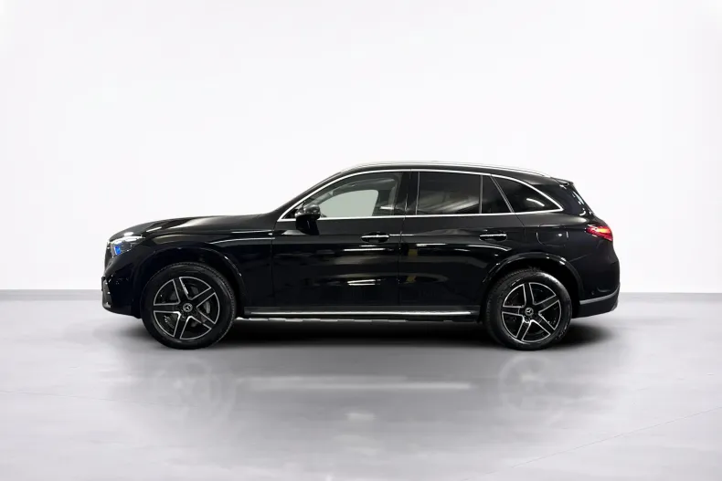 Mercedes-Benz GLC (Clasa GLC) din 2022 cu 18.985 km - oferta MER240722 - foto 2