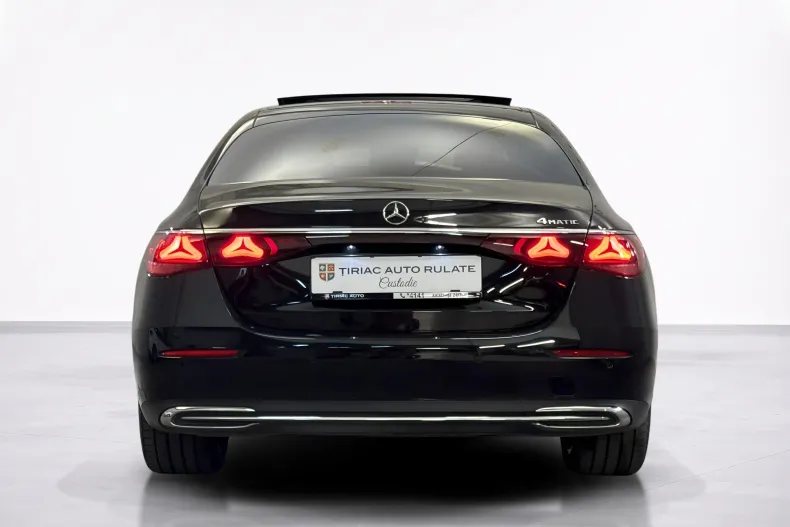 Mercedes-Benz E 300 (Clasa E) din 2024 cu 32.786 km - oferta MER240728 - foto 4