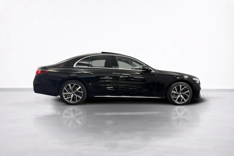 Mercedes-Benz E 300 (Clasa E) din 2024 cu 32.786 km - oferta MER240728 - foto 6