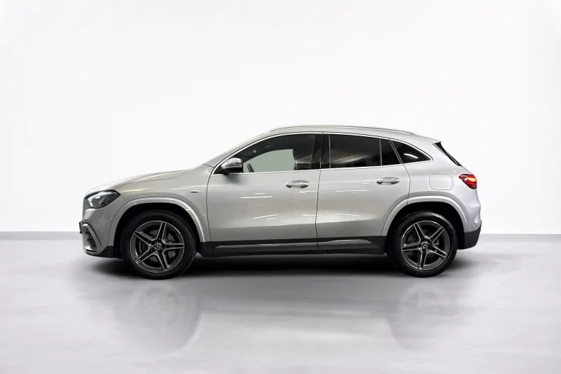 Mercedes-Benz GLA 250 (Clasa GLA) din 2025 cu 13.939 km - oferta MER240731 - foto 2