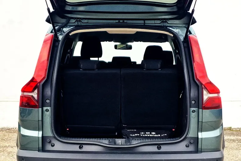 Dacia Jogger din 2023 cu 39.000 km - oferta DAC240740 - foto 5