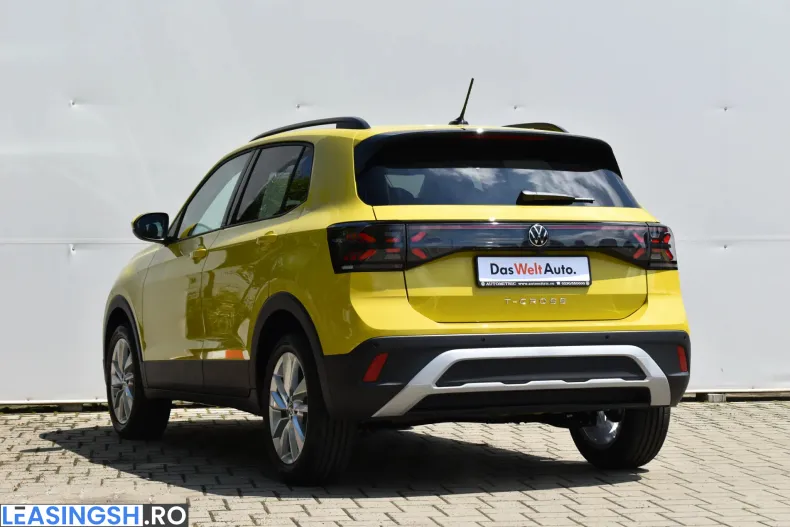 Volkswagen T-Cross din 2026 cu 1.000 km - oferta VOL240741 - foto 3