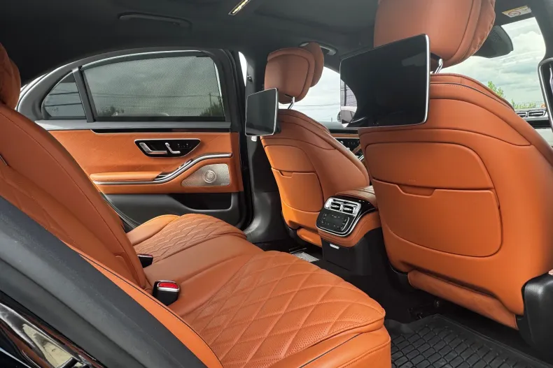 Mercedes-Benz S 400 (Clasa S) din 2023 cu 47.000 km - oferta MER240745 - foto 39
