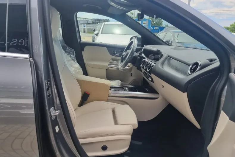 Mercedes-Benz GLA 220 (Clasa GLA) din 2025 cu 1 km - oferta MER240748 - foto 27