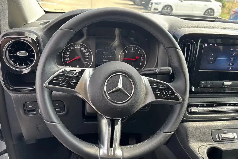 Mercedes-Benz Vito din 2025 cu 5.500 km - oferta MER240750 - foto 8