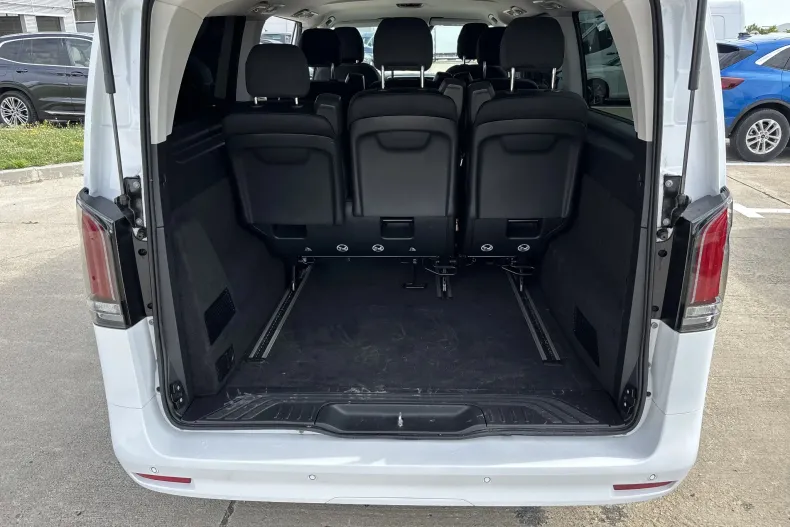 Mercedes-Benz Vito din 2025 cu 5.500 km - oferta MER240750 - foto 10