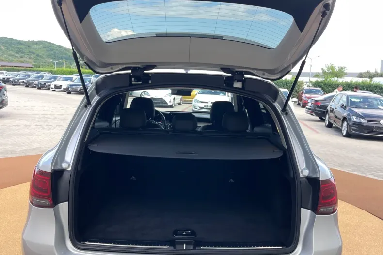Mercedes-Benz GLC (Clasa GLC) din 2020 cu 164.000 km - oferta MER240763 - foto 25