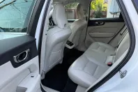 Volvo XC60 din 2022 cu 102.545 km - oferta VOL240771 - foto 4