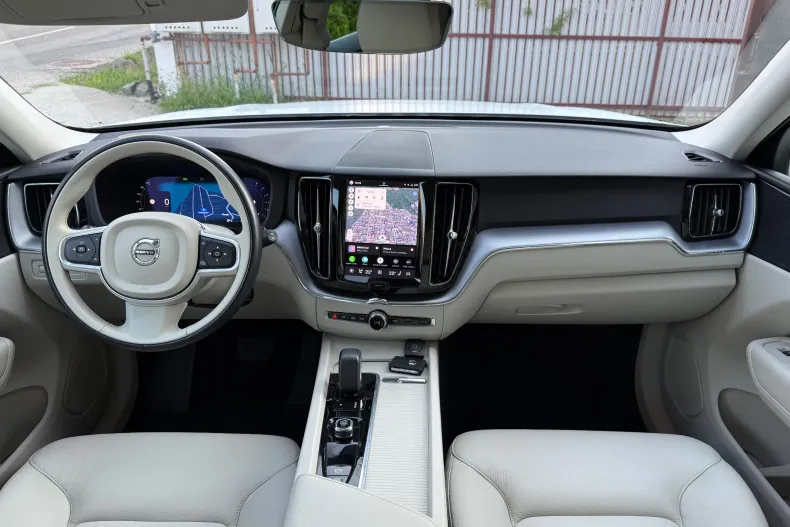 Volvo XC60 din 2022 cu 102.545 km - oferta VOL240771 - foto 5