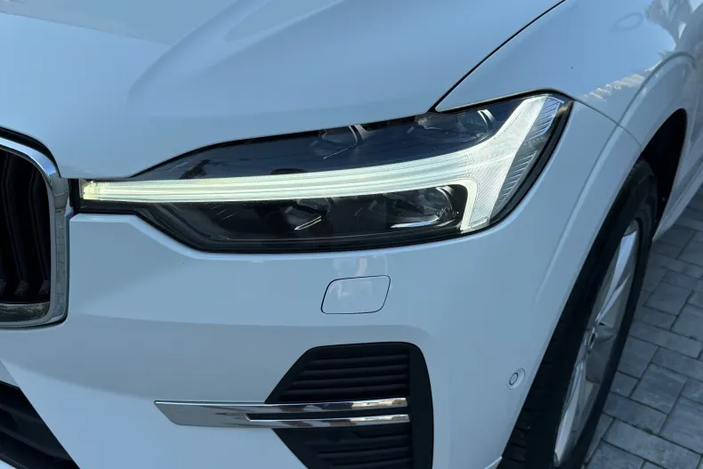 Volvo XC60 din 2022 cu 102.545 km - oferta VOL240771 - foto 17